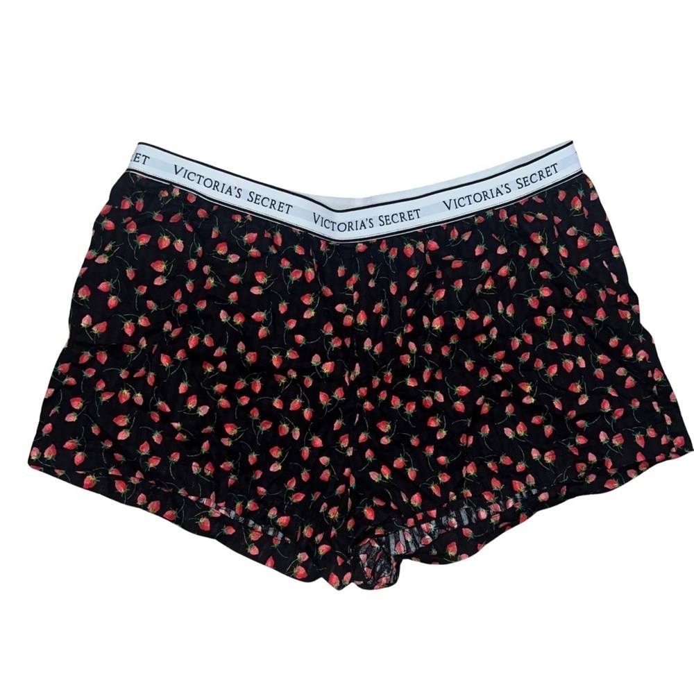 Victoria’s Secret Boxer Briefs Strawberries on Black Background Size XL